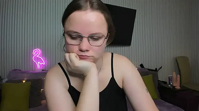 milalapka online show from December 4, 2025, 8:57 am