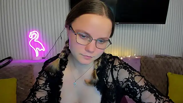 milalapka online show from November 17, 2025, 7:45 am