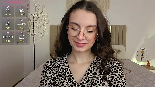 Snapshot of Real_cutie1 chatting on June 6, 2026, 12:54 pm Real cutie1 online show from June 6, 2026, 12:54 pm