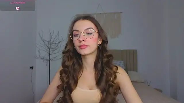 Snapshot of Real_cutie1 chatting on November 17, 2025, 1:59 pm Real cutie1 online show from November 17, 2025, 1:59 pm