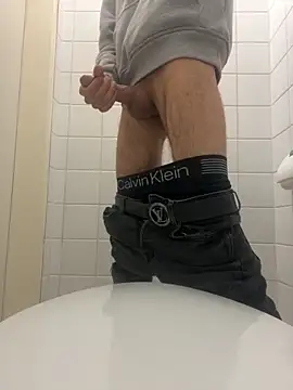 Snapshot of musti312 chatting on September 24, 2025, 7:59 am musti312 online show from September 24, 2025, 7:59 am