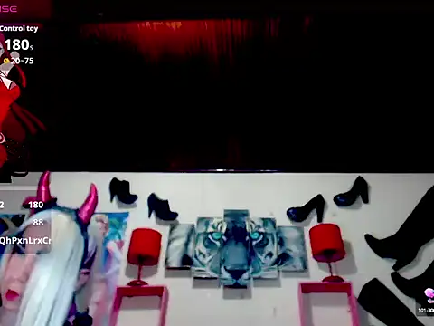 blondehot5v online show from September 9, 2025, 12:03 pm