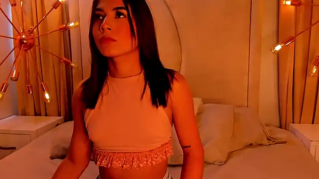 rubyrouge   online show from November 13, 2025, 7:29 pm