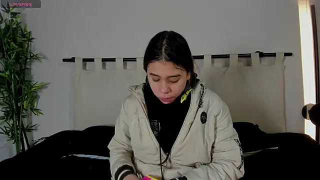 Rachell criss online show from February 14, 2026, 4:02 am