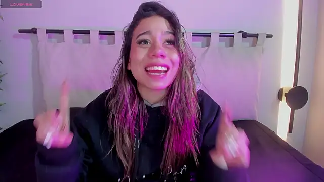 Rachell criss online show from March 12, 2026, 4:18 am