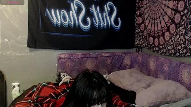 Snapshot of London_Ray chatting on September 12, 2025, 9:42 am London Ray online show from September 12, 2025, 9:42 am