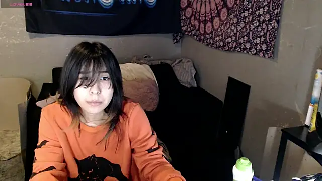 London Ray online show from October 26, 2025, 6:25 am