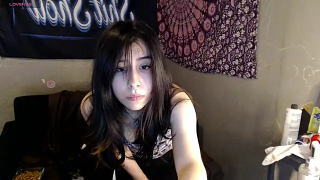 London Ray online show from April 9, 2026, 12:56 am