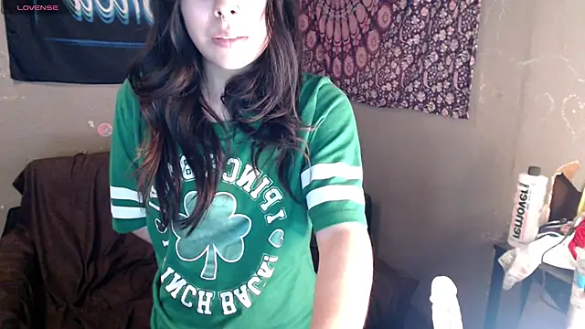 London Ray online show from March 21, 2026, 1:07 am