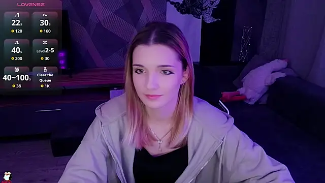 Sandy Belle online show from October 22, 2025, 6:40 pm