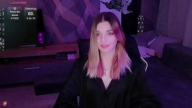 Sandy Belle online show from December 2, 2025, 11:50 pm