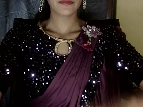 zara Khan0 online show from November 30, 2025, 3:02 pm