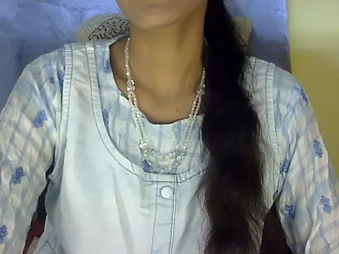 Snapshot of zara_Khan0 chatting on September 9, 2025, 1:42 pm zara Khan0 online show from September 9, 2025, 1:42 pm