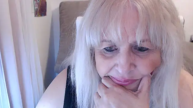 SusiLifeXXX online show from December 15, 2025, 8:36 pm