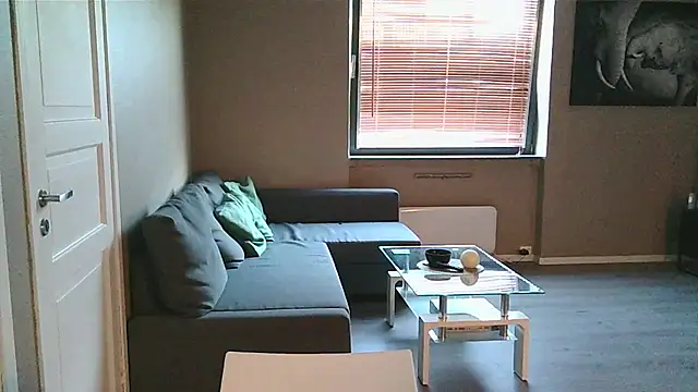 Dartanjanas13 online show from September 24, 2025, 3:18 pm