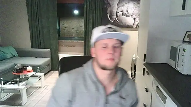 Snapshot of Dartanjanas13 chatting on February 4, 2026, 8:37 pm Dartanjanas13 online show from February 4, 2026, 8:37 pm