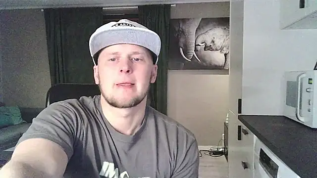 Snapshot of Dartanjanas13 chatting on February 21, 2026, 9:28 pm Dartanjanas13 online show from February 21, 2026, 9:28 pm
