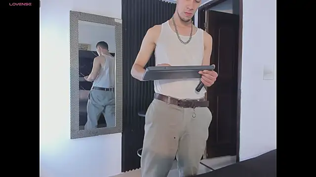  Axel 09 online show from May 31, 2026, 4:07 am