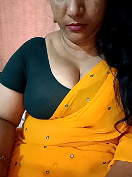 Snapshot of Swetyhoney chatting on October 16, 2025, 7:16 am Swetyhoney online show from October 16, 2025, 7:16 am