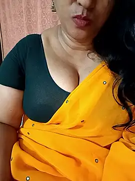 Snapshot of Swetyhoney chatting on October 16, 2025, 7:22 pm Swetyhoney online show from October 16, 2025, 7:22 pm