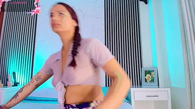 Snapshot of JackAndRosse_ chatting on October 20, 2025, 1:00 pm JackAndRosse online show from October 20, 2025, 1:00 pm