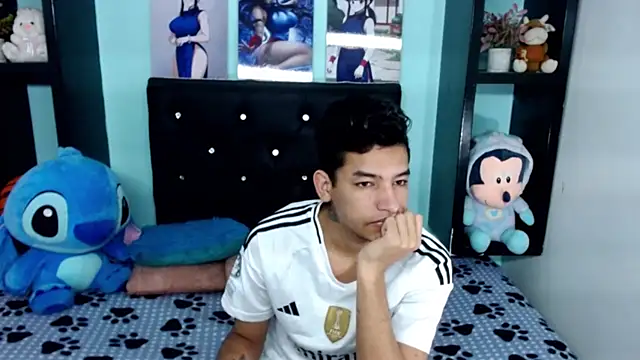 x oliver x online show from November 6, 2025, 3:10 am