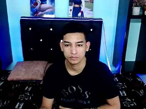 x oliver x online show from November 23, 2025, 11:15 pm