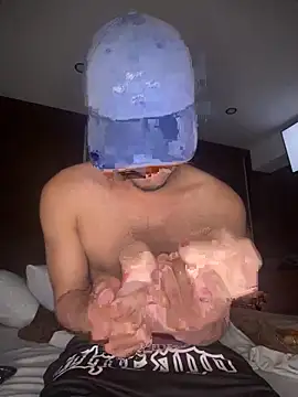 Snapshot of Mlkrrp chatting on September 29, 2025, 12:28 am Mlkrrp online show from September 29, 2025, 12:28 am