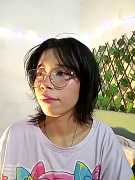 Snapshot of dolliette24 chatting on January 9, 2026, 8:27 pm dolliette24 online show from January 9, 2026, 8:27 pm