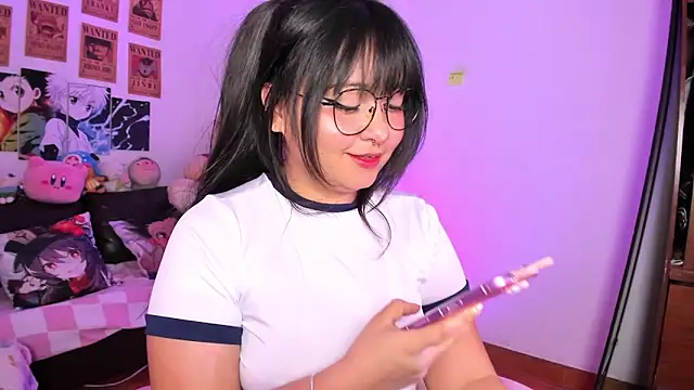 Lolii Zoe online show from February 23, 2026, 12:06 pm