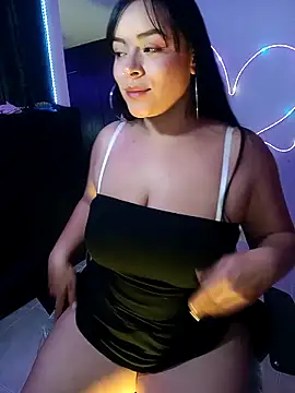 Danniela20 online show from October 19, 2025, 5:16 pm