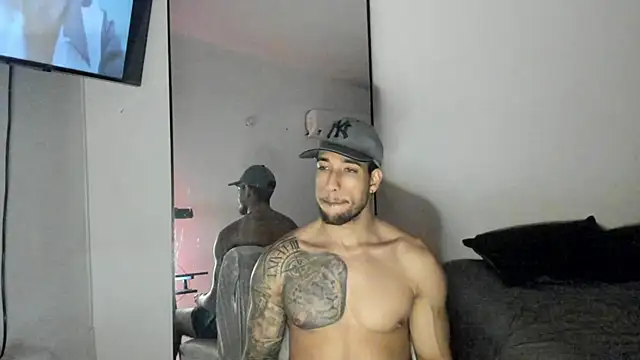 ThiagoLugo online show from September 18, 2025, 5:21 am