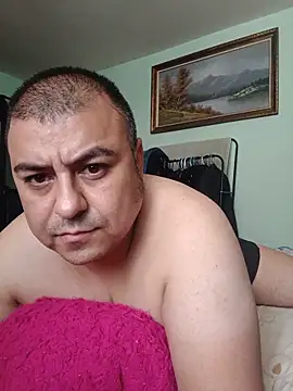 Snapshot of romiroom chatting on July 1, 2026, 10:10 pm romiroom online show from July 1, 2026, 10:10 pm