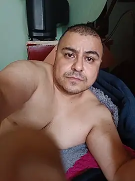 Snapshot of romiroom chatting on July 5, 2026, 6:04 pm romiroom online show from July 5, 2026, 6:04 pm