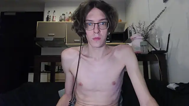 LovesomeCookie online show from September 24, 2025, 1:28 pm