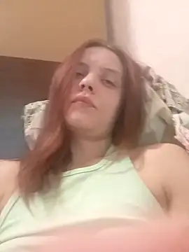 Snapshot of AlicePill chatting on December 18, 2025, 4:55 pm AlicePill online show from December 18, 2025, 4:55 pm