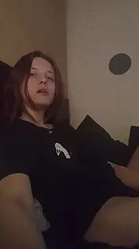 Snapshot of AlicePill chatting on December 15, 2025, 11:16 am AlicePill online show from December 15, 2025, 11:16 am