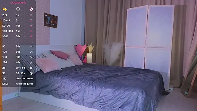 AvrilLeMell online show from September 10, 2025, 9:03 pm