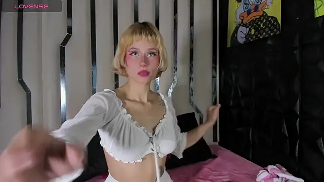barbieambar online show from May 9, 2026, 4:21 pm