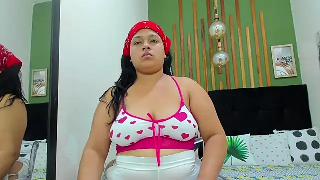 Snapshot of Laura_Sex19 chatting on November 9, 2025, 11:58 am Laura Sex19 online show from November 9, 2025, 11:58 am