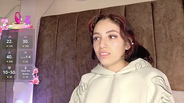 Megan  cole1 online show from December 17, 2025, 7:57 am