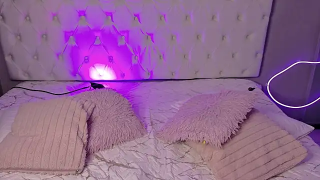 Megan  cole1 online show from January 9, 2026, 3:35 am