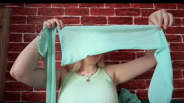 CitrusBlissss online show from November 3, 2025, 2:17 am