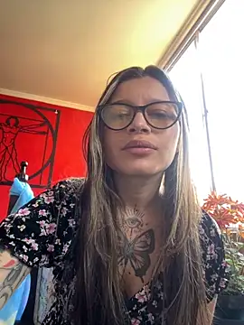 KoraSweett online show from November 29, 2025, 3:34 pm