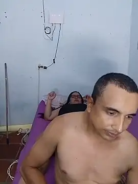 Snapshot of miroqui143 chatting on October 9, 2025, 2:01 am miroqui143 online show from October 9, 2025, 2:01 am