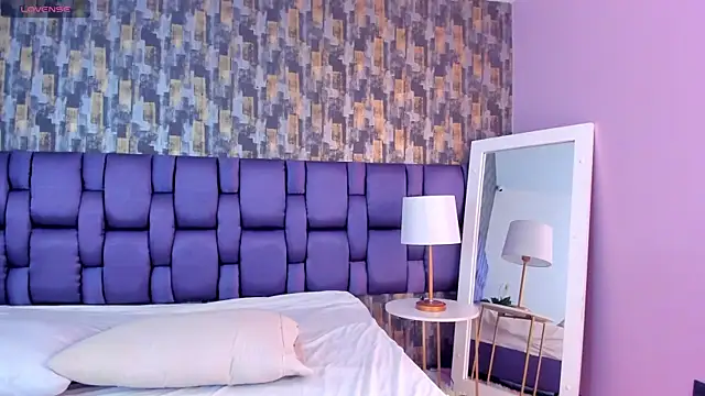 Snapshot of VeraBlazze chatting on February 7, 2026, 2:14 pm VeraBlazze online show from February 7, 2026, 2:14 pm