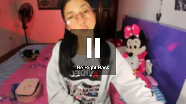 Snapshot of Anais_lux chatting on July 4, 2026, 12:17 am Anais lux online show from July 4, 2026, 12:17 am