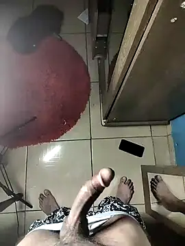 leonardo9348 online show from November 15, 2025, 4:16 am