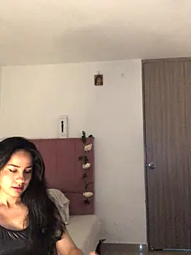 Snapshot of SelinaCatt_ chatting on September 26, 2025, 11:11 pm SelinaCatt online show from September 26, 2025, 11:11 pm