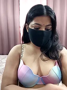 Snapshot of Aavya_007 chatting on April 19, 2026, 2:34 am Aavya 007 online show from April 19, 2026, 2:34 am